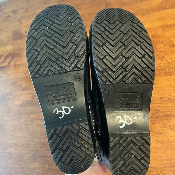 Sanita pebbled charcoal gray metallic slip on clog size 38 women’s 7 - Picture 8 of 9